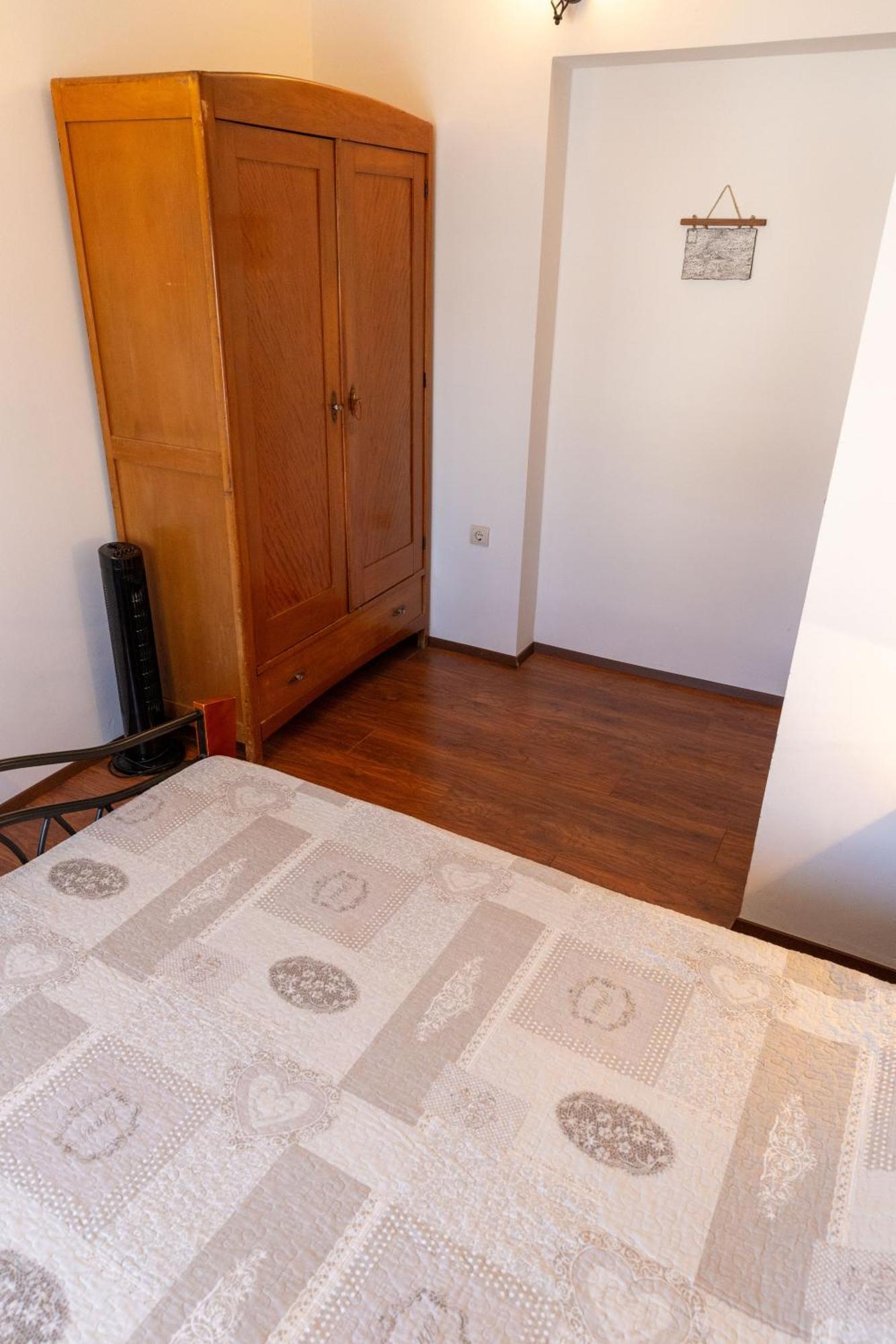 Apartmani Trlaja Vodice Eksteriør bilde